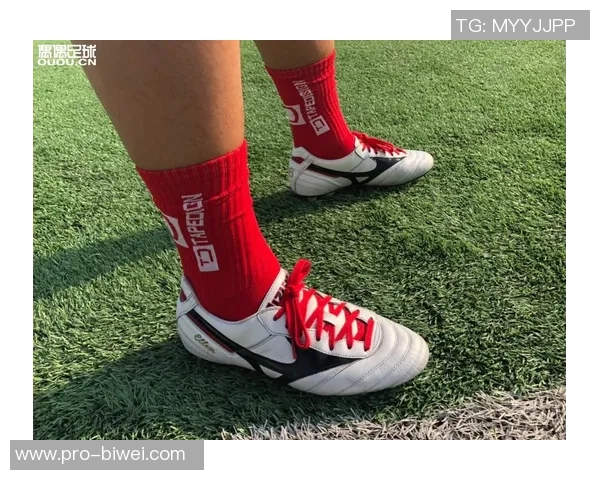 脚镣足球袜的独特设计与功能解析助你在赛场上尽显风采